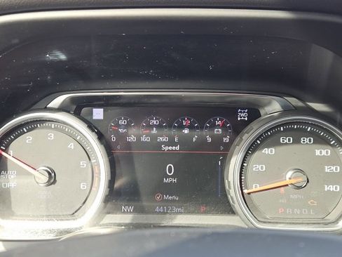 Used 2022 Chevrolet Silverado 1500 High Country image 35