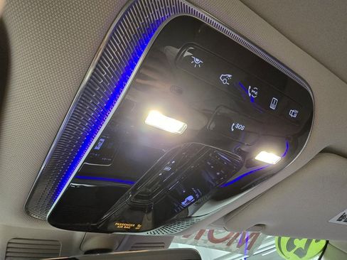 Used 2023 Mercedes-Benz S 580 S 580 image 30