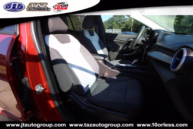Used 2024 Chevrolet Trax LS FWD image 15