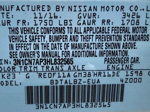 Used 2017 Nissan Versa SV image 24