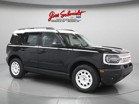 New 2025 Ford Bronco Sport Heritage w/ Convenience Package AWD/4WD image 2