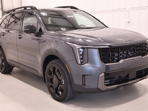 Used 2025 Kia Sorento SX Prestige AWD/4WD image 3