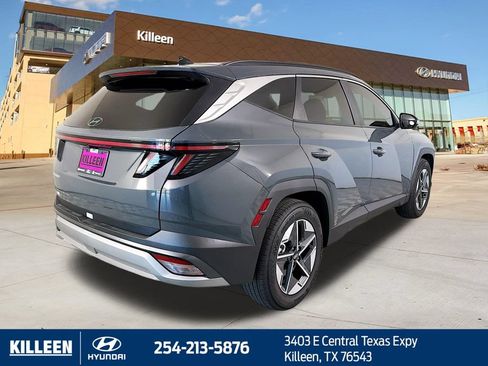 Used 2025 Hyundai Tucson SEL FWD image 9
