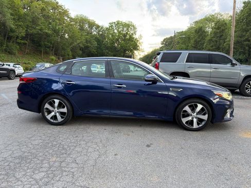 Used 2019 Kia Optima S w/ S Panoramic Sunroof Package FWD image 4