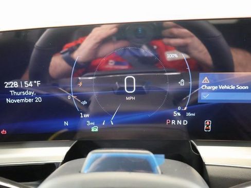 New 2026 Cadillac Lyriq Luxury image 16