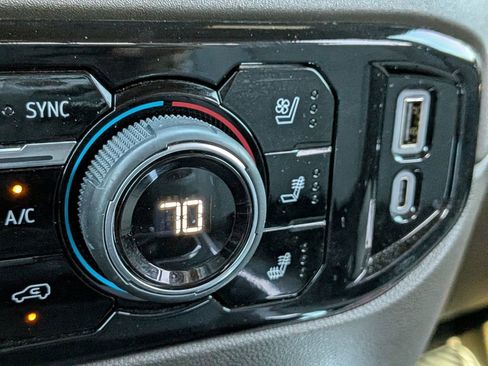 Used 2025 Chevrolet Silverado 2500 LTZ w/ Z71 Chrome Sport Edition image 23