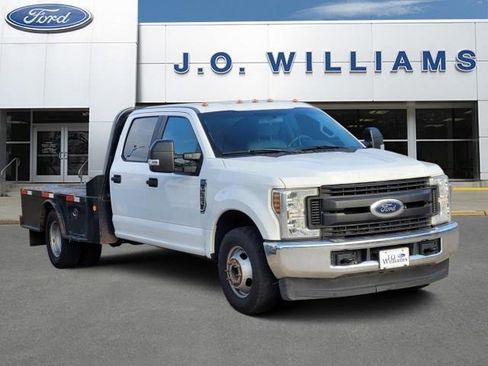 Used 2019 Ford F350 XL w/ Power Equipment Group image 1
