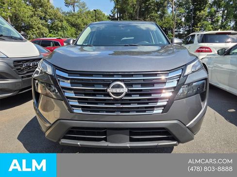 Used 2024 Nissan Rogue SV FWD image 27