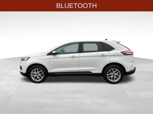 Used 2023 Ford Edge SEL image 4