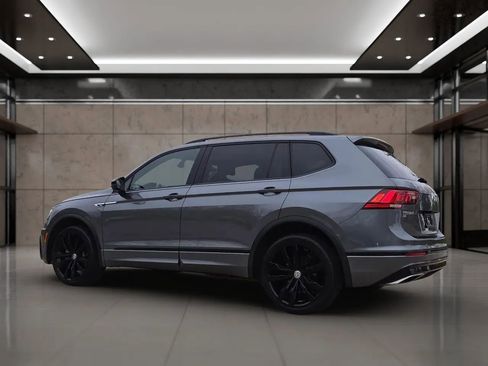 Used 2021 Volkswagen Tiguan SE R-Line image 3