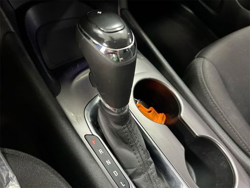 Used 2019 Chevrolet Malibu LS image 16