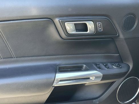 Used 2020 Ford Mustang Premium image 12