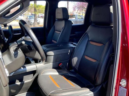 Used 2022 GMC Sierra 2500 AT4 w/ AT4 Premium Plus Package image 8