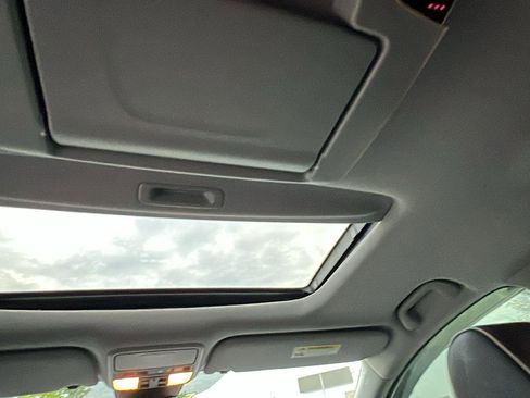 Used 2022 Honda Odyssey Elite image 18