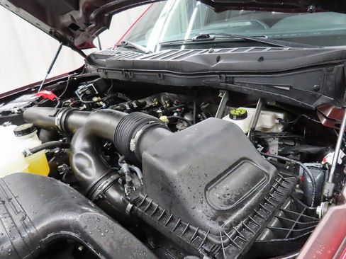 Used 2025 Ford F150 XLT w/ Equipment Group 302A MID image 25