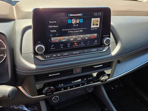 Certified 2023 Nissan Rogue SV FWD image 24