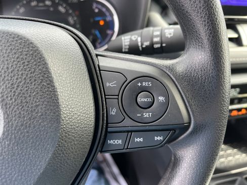 Used 2024 Toyota RAV4 XLE image 15