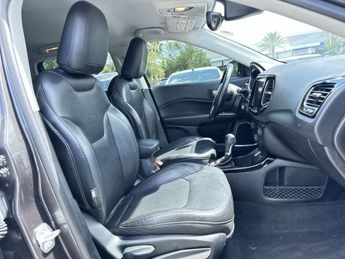 Used 2018 Jeep Compass Limited w/ Navigation Group FWD image 25