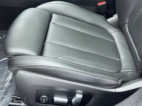 Used 2022 BMW 430i Gran Coupe w/ M Sport Package image 40