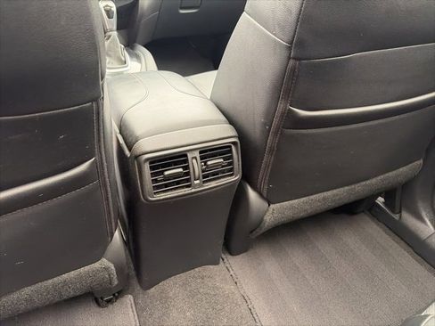 Used 2017 Nissan Rogue SL w/ SL Premium Package image 24