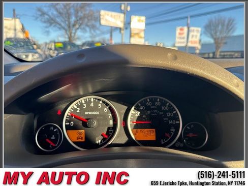 Used 2012 Nissan Pathfinder LE image 19