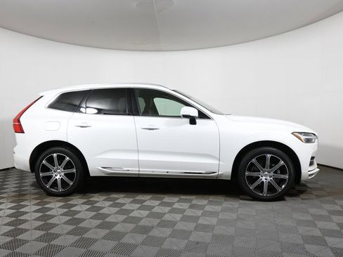 Used 2020 Volvo XC60 T5 Inscription w/ Protection Package image 7