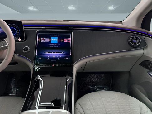Certified 2023 Mercedes-Benz EQE 350+ 4MATIC SUV image 15