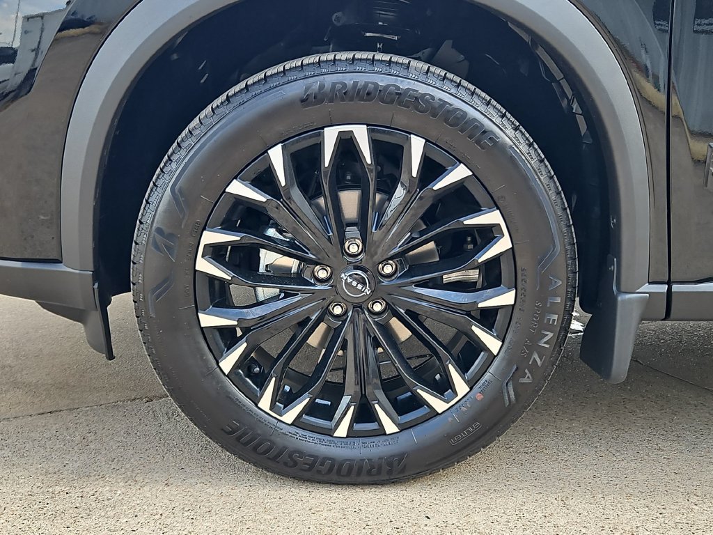New 2026 Nissan Rogue Dark Armor FWD image 28
