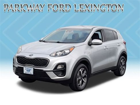 Used 2020 Kia Sportage LX image 2
