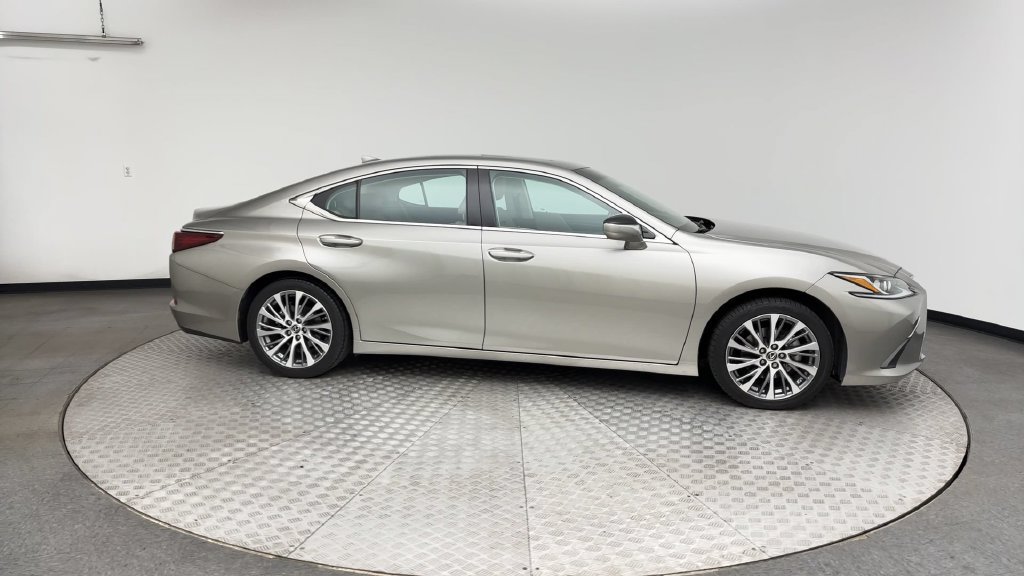 Used 2020 Lexus ES 350 w/ Premium Package FWD image 9
