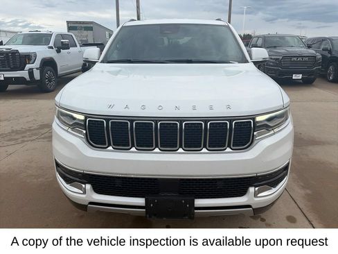 Used 2022 Jeep Wagoneer Series II AWD/4WD image 5