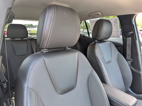 Used 2023 Buick Encore GX Preferred FWD image 13