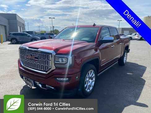 Used 2016 GMC Sierra 1500 Denali w/ Enhanced Driver Alert Package AWD/4WD image 4