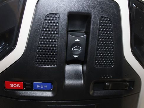 Used 2023 Subaru Outback Limited image 52