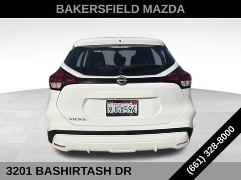 Used 2023 Nissan Kicks S FWD image 4
