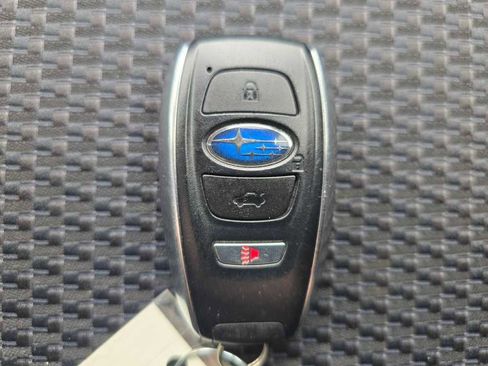 Used 2022 Subaru Forester Premium AWD/4WD image 21