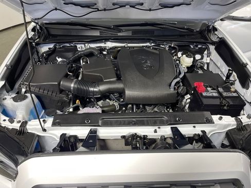 Certified 2023 Toyota Tacoma TRD Sport image 9