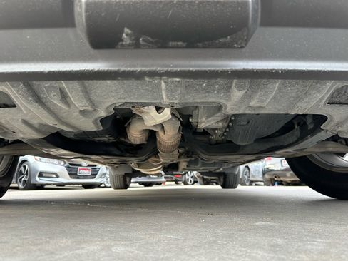 Used 2019 Nissan Pathfinder SV image 61