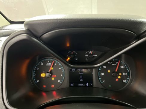 Used 2022 Chevrolet Colorado LT w/ Fleet Safety Package image 17