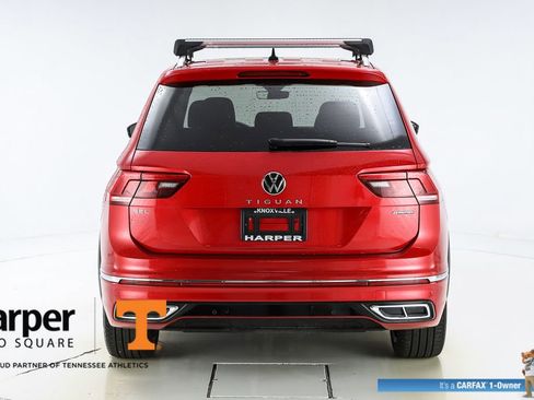 Used 2024 Volkswagen Tiguan SEL R-Line image 8