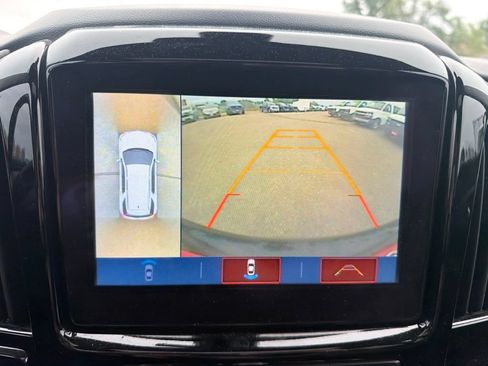 Used 2019 Chevrolet Traverse RS AWD/4WD image 17