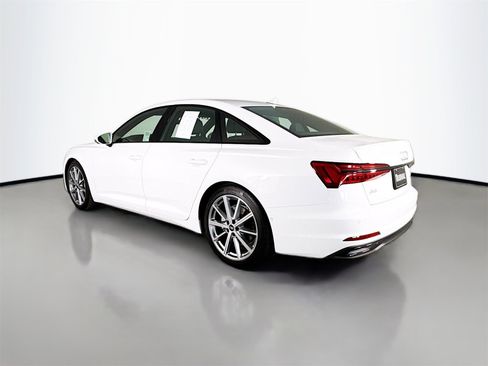 Used 2025 Audi A6 Premium Plus w/ Premium Plus Package image 5