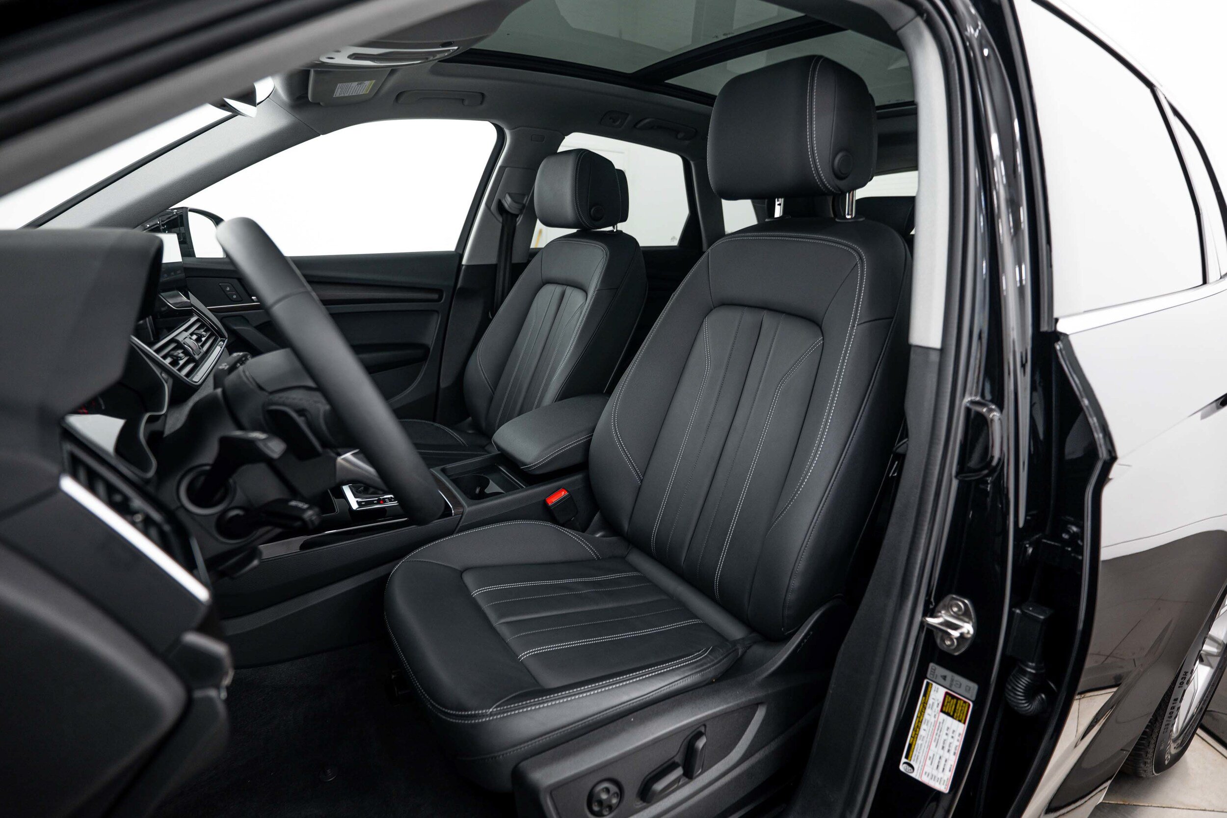 Certified 2023 Audi Q5 2.0T Premium w/ Convenience Package AWD/4WD image 15