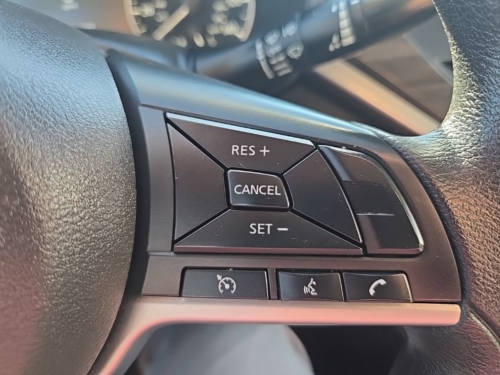 Used 2023 Nissan Altima 2.5 SV FWD image 15