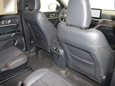 New 2026 Ford Explorer Tremor w/ Tremor Convenience Package image 35
