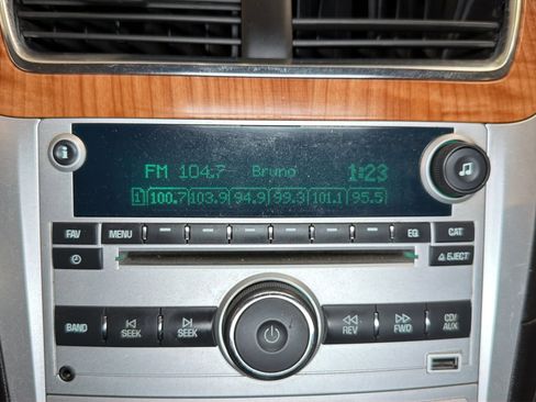 Used 2012 Chevrolet Malibu LT image 25