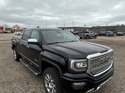 Used 2018 GMC Sierra 1500 Denali AWD/4WD image 2