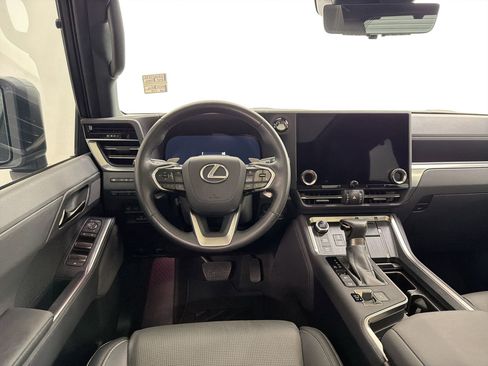 Certified 2024 Lexus GX 550 w/ Accessory Package (Z1) image 27