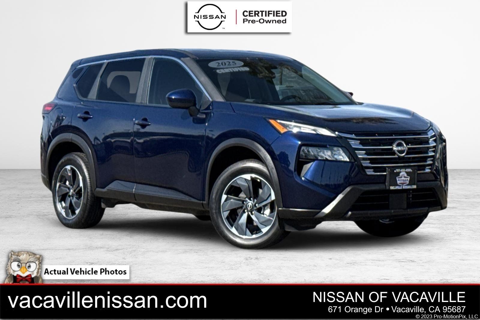 Certified 2025 Nissan Rogue SV AWD/4WD image 1