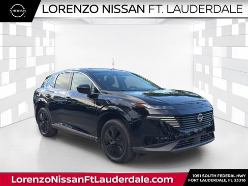 Certified 2025 Nissan Murano SV FWD image 1